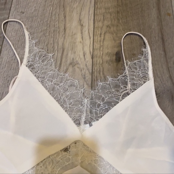 🌺Xs Are You Am I Anabela Silk with Lace Trim Cami Top - Picture 3 of 7